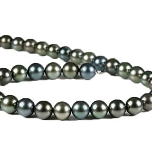 Tahiti-Perlen-Collier im eleganten grauem Farbverlauf mit Wechselschließe